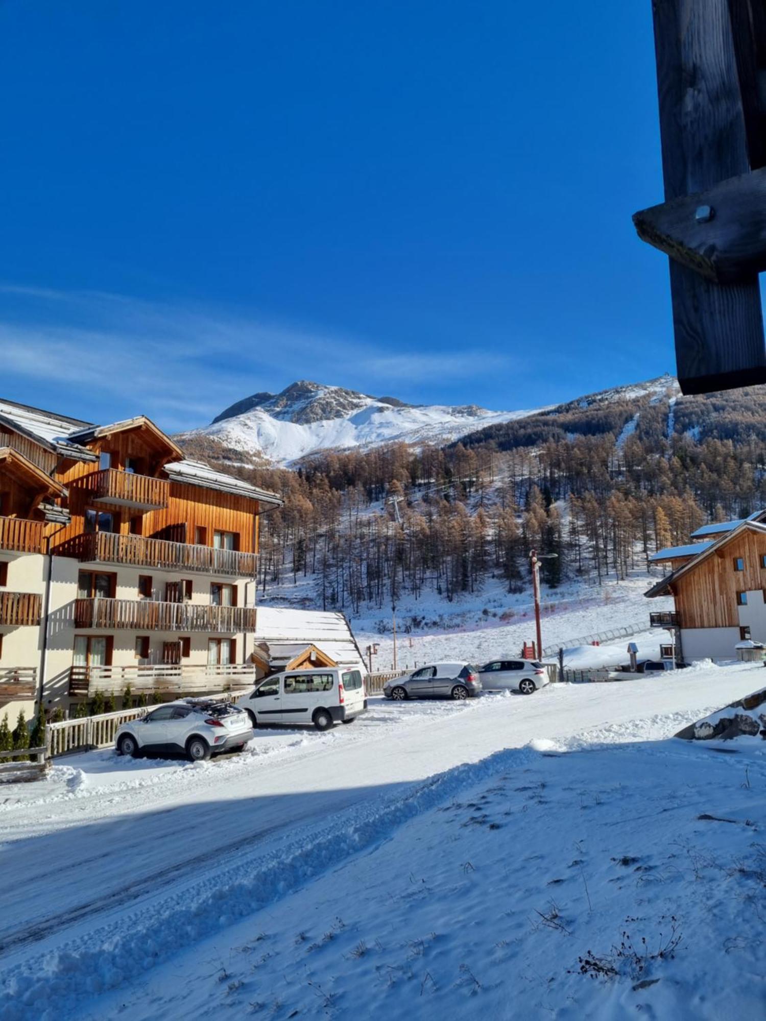 Appartement T2-5 Couchages L'Ecrin Des Orres 1800 Les Orres Exterior foto